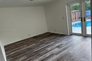 985 NE 115th St, Biscayne Park, FL 33161 - Photo 11