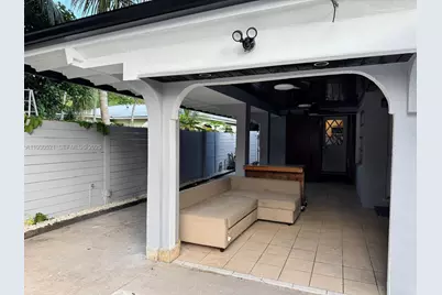 985 NE 115th St, Biscayne Park, FL 33161 - Photo 35