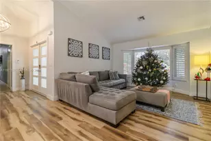 2047 SW 36th Ave, Delray Beach, FL 33445 - Photo 11