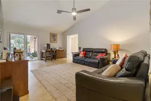 2047 SW 36th Ave, Delray Beach, FL 33445 - Photo 15