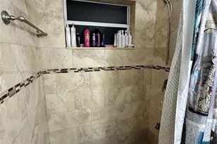 5010 E 1st Ave, Hialeah, FL 33013 - Photo 33