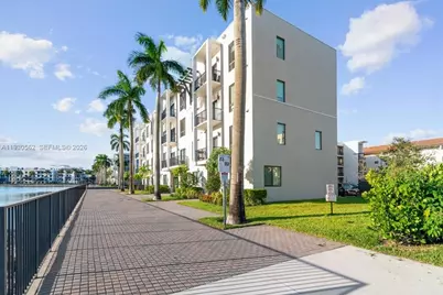 4636 NW 84th Ave #13, Doral, FL 33166 - Photo 35