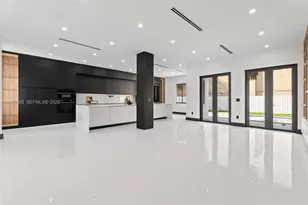 18172 NW 91st Ct, Hialeah, FL 33018 - Photo 11