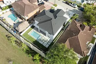 18172 NW 91st Ct, Hialeah, FL 33018 - Photo 55