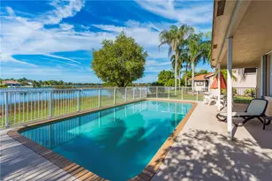 1008 NW 180th Ave, Pembroke Pines, FL 33029 - Photo 25