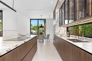 630 Isle of Palms Dr, Fort Lauderdale, FL 33301 - Photo 11