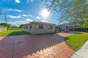 9380 SW 83rd St, Miami, FL 33173 - Photo 7