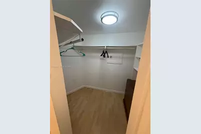 3475 N Country Club Dr #408, Aventura, FL 33180 - Photo 11