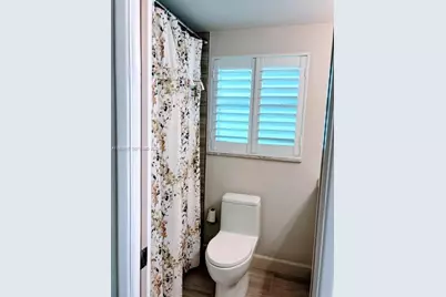 806 Cypress Grove Ln #512, Pompano Beach, FL 33069 - Photo 21