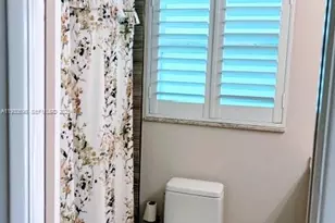 806 Cypress Grove Ln, Pompano Beach, FL 33069 - Photo 21