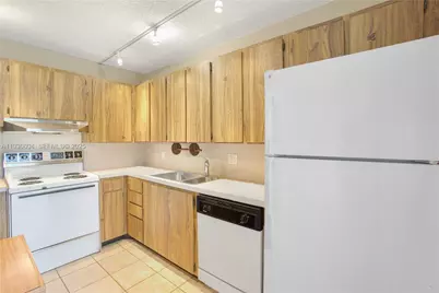 1515 15th Ct, Palm Beach Gardens, FL 33410 - Photo 7