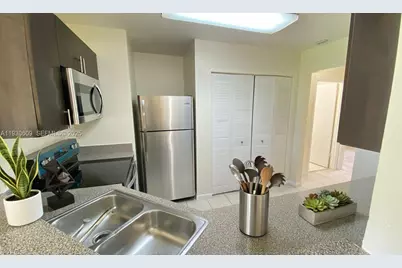 3417 NW 44th St #104, Oakland Park, FL 33309 - Photo 21
