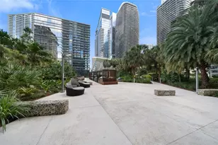 88 SW 7th St, Miami, FL 33130 - Photo 37