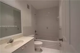 6761 NW 182nd St, Hialeah, FL 33015 - Photo 7