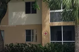 9877 Westview Dr, Coral Springs, FL 33076 - Photo 13