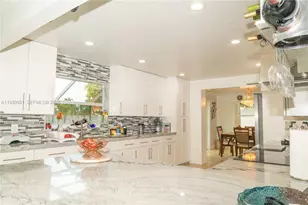 9931 SW 14th St, Pembroke Pines, FL 33025 - Photo 11