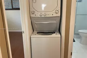 8950 Collins Ave, Surfside, FL 33154 - Photo 21