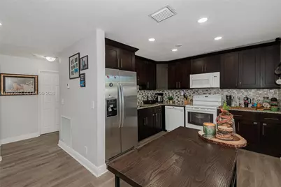 6120 SW 38th St, Davie, FL 33314 - Photo 5