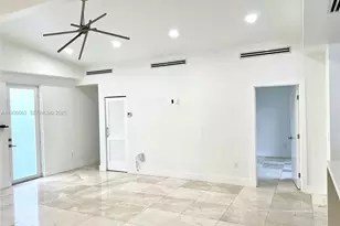 2536 Flamingo Ln, Fort Lauderdale, FL 33312 - Photo 15