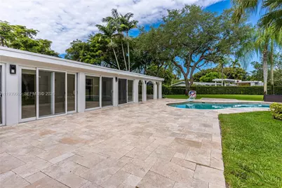 6601 SW 124th St, Pinecrest, FL 33156 - Photo 3