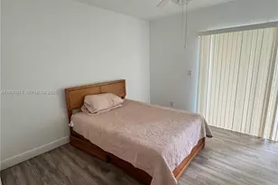 118 E Salisbury E, West Palm Beach, FL 33417 - Photo 9