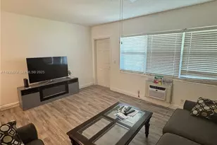 118 E Salisbury E, West Palm Beach, FL 33417 - Photo 13