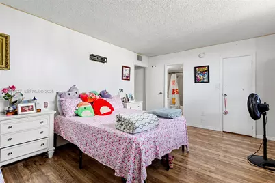 4675 W 18th Ct #701, Hialeah, FL 33012 - Photo 7