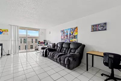 4675 W 18th Ct #701, Hialeah, FL 33012 - Photo 3