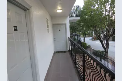 3090 Bird Av #203, Coconut Grove, FL 33133 - Photo 15
