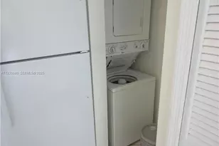 3090 Bird Ave, Coconut Grove, FL 33133 - Photo 5