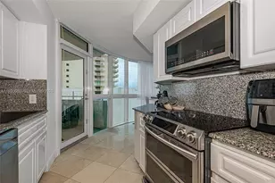 6301 SW Collins Ave, Miami Beach, FL 33141 - Photo 15