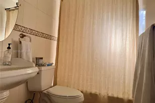 8065 SW 107th Ave, Miami, FL 33173 - Photo 23