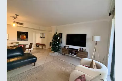 8065 SW 107th Ave #313, Miami, FL 33173 - Photo 5