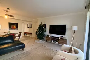 8065 SW 107th Ave, Miami, FL 33173 - Photo 5