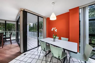 2000 Towerside Ter #412, Miami, FL 33138 - Photo 7