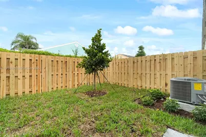 1870 SE 26th Ter, Homestead, FL 33035 - Photo 21