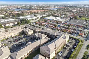 8851 NW 119th St, Hialeah Gardens, FL 33018 - Photo 29