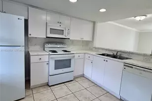 8851 NW 112th Ave, Doral, FL 33178 - Photo 3