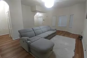 2452 SE 19th Ct, Homestead, FL 33035 - Photo 5