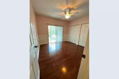 2452 SE 19th Ct, Homestead, FL 33035 - Photo 9