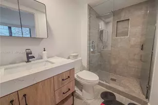 9801 Collins Ave, Bal Harbour, FL 33154 - Photo 29