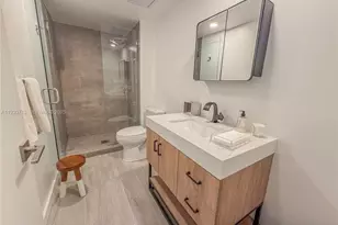 9801 Collins Ave, Bal Harbour, FL 33154 - Photo 37