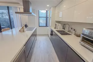 9801 Collins Ave, Bal Harbour, FL 33154 - Photo 19