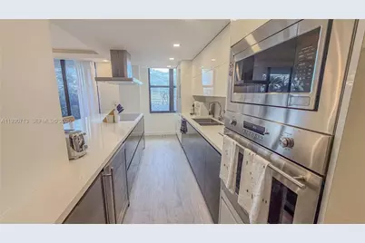 9801 Collins Ave #3Y, Bal Harbour, FL 33154 - Photo 23