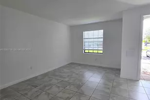 24839 SW 113th Pl, Homestead, FL 33032 - Photo 5