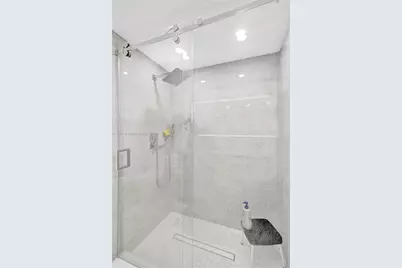 19355 Turnberry Way #26E, Aventura, FL 33180 - Photo 23