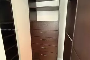 480 NE 30th St, Miami, FL 33137 - Photo 13