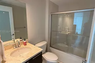 480 NE 30th St, Miami, FL 33137 - Photo 13