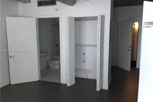 690 SW 1st Ct, Miami, FL 33130 - Photo 5