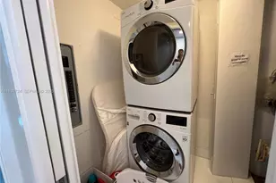 2950 NE 188th St, Aventura, FL 33180 - Photo 21